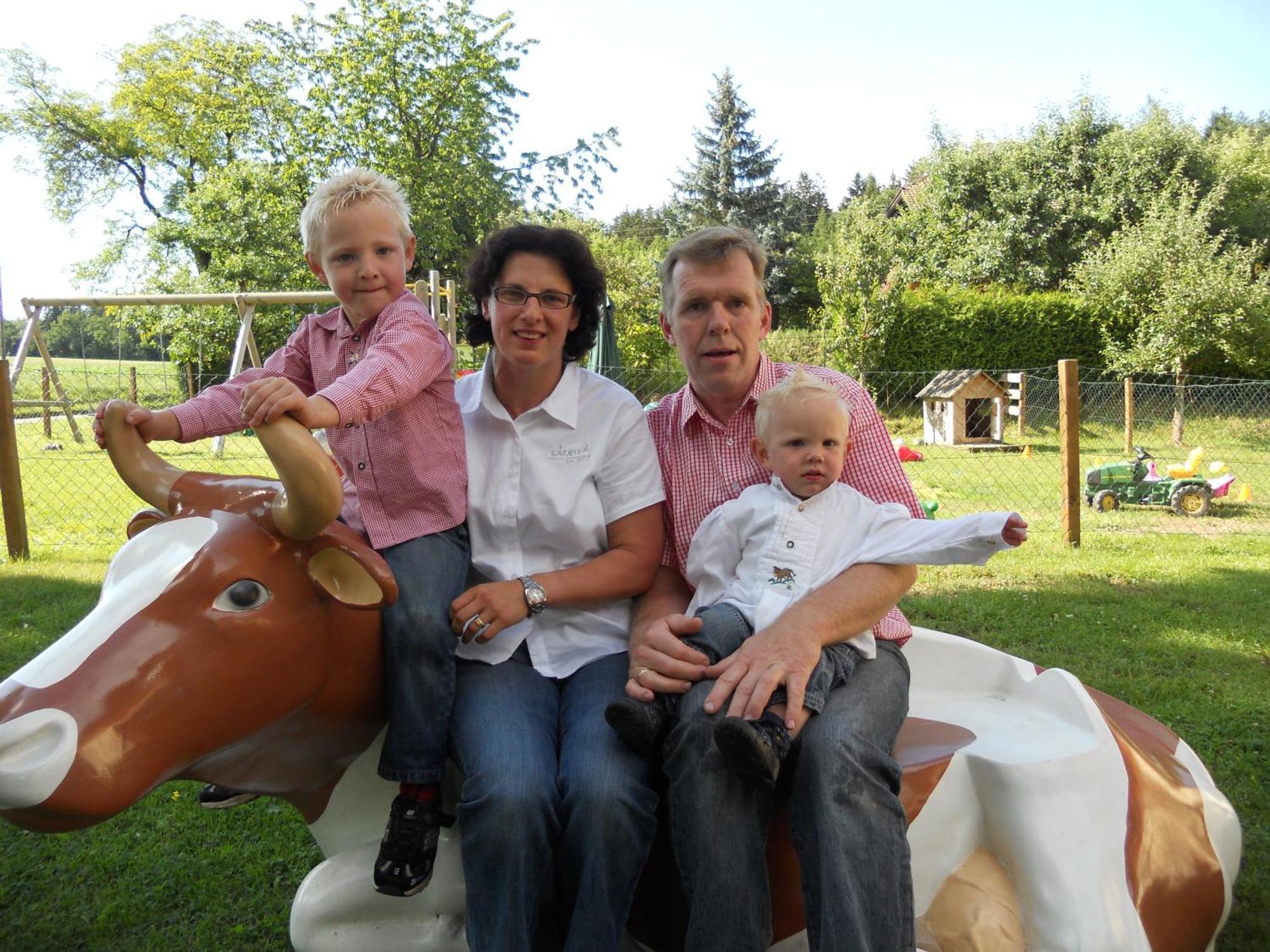 Erlebnisbauernhof Urak Sankt Kanzian am Klopeiner See Esterno foto