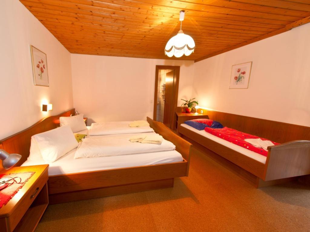 Erlebnisbauernhof Urak Sankt Kanzian am Klopeiner See Esterno foto